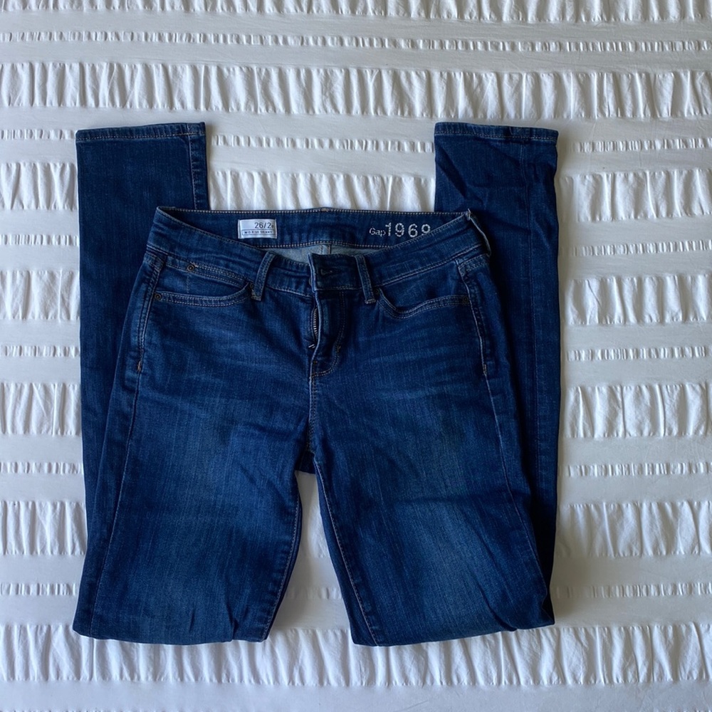 Gap mid rise blue skinny jeans
